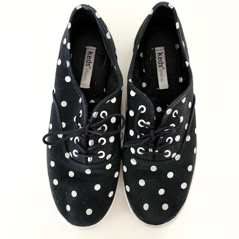 SOLD Keds 7.5 Original Polka Dot Sneakers